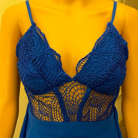 Royal Blue pants jumpsuit 🧿 with lace upper body - Picture 2 of 9